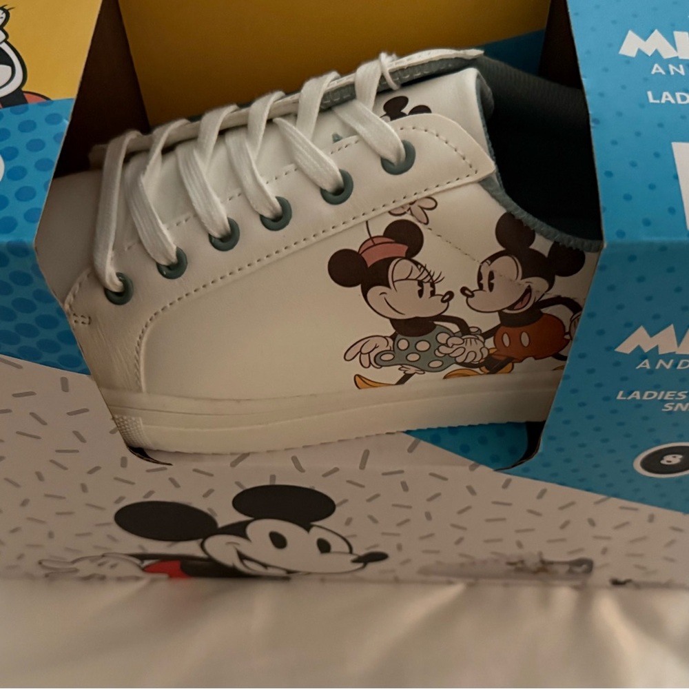 Disney Mickey & Minnie Sneakers 👟 Women’s 8 NIB - Picture 2 of 6